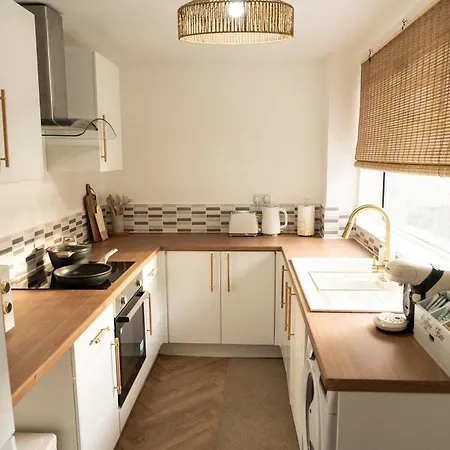 2 Bedroom Cozy Home Sleeps 6 With 1Gb Wi-Fi Near Durham & Darlington-Kynren Spennymoor Exterior photo