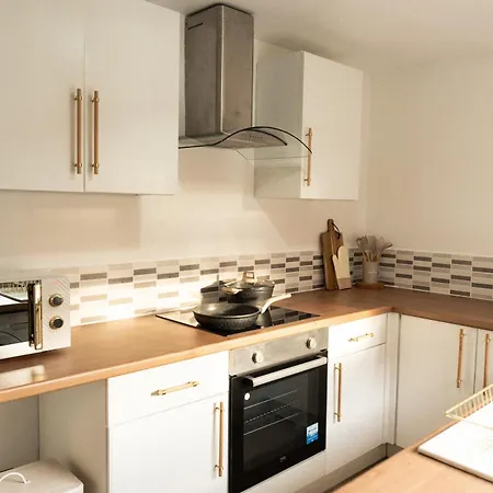 2 Bedroom Cozy Home Sleeps 6 With 1Gb Wi-Fi Near Durham & Darlington-Kynren Spennymoor Exterior photo