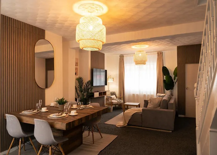 2 Bedroom Cozy Home Sleeps 6 With 1Gb Wi-Fi Near Durham & Darlington-Kynren