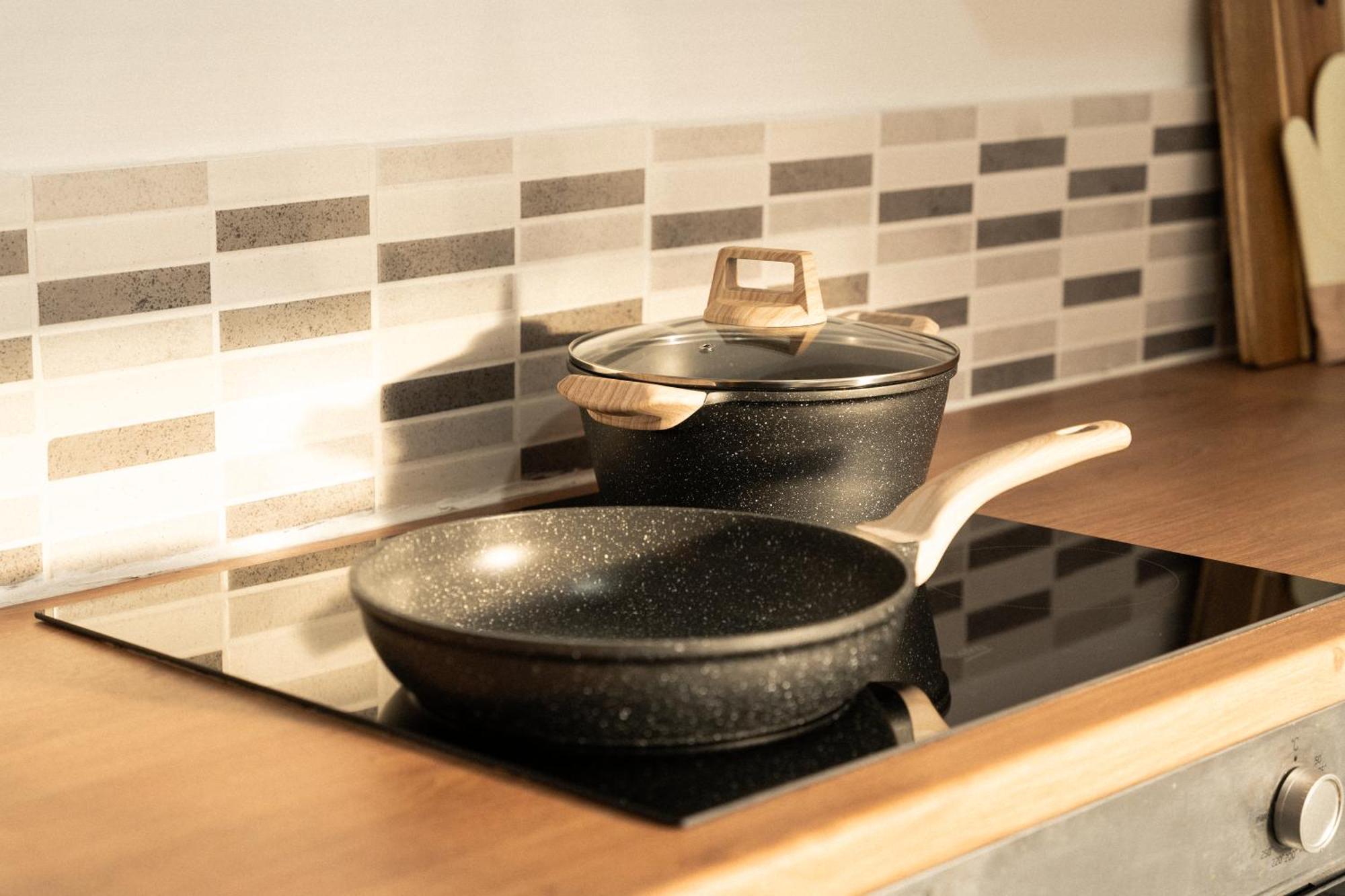 2 Bedroom Cozy Sleeps 6 With 1gb Wi-fi Near Durham & Darlington-kynren